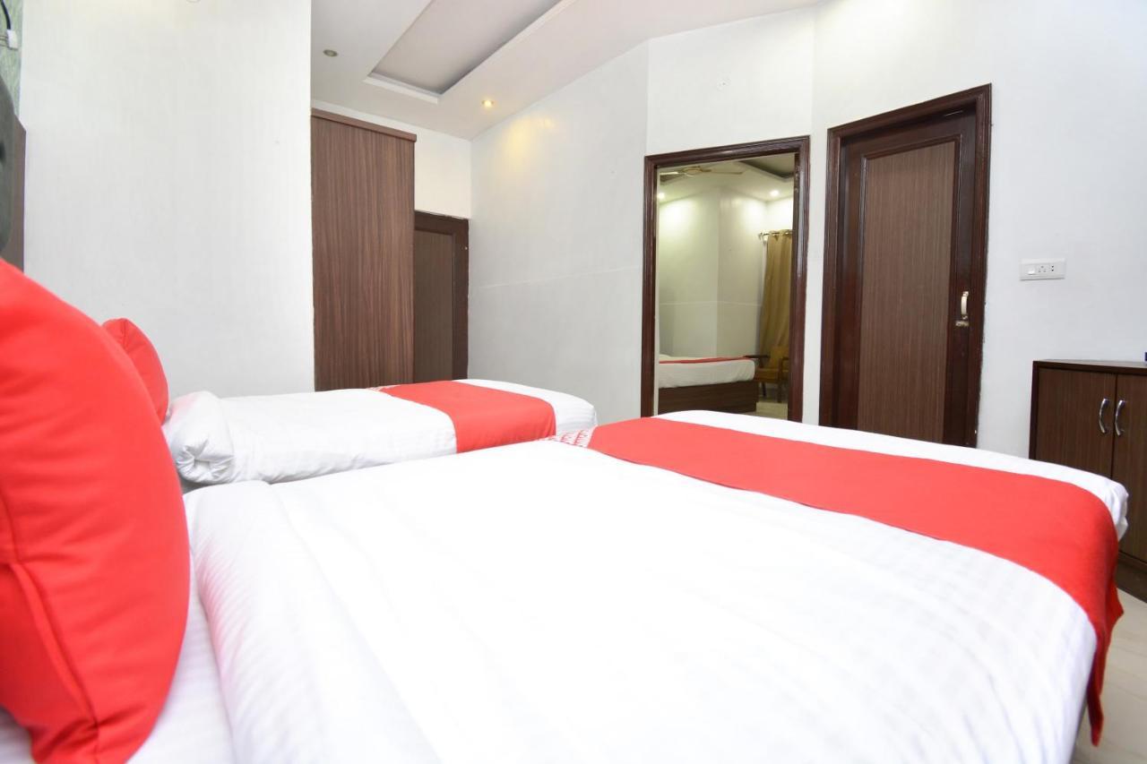 Hotel Ricky International Amritsar Bagian luar foto
