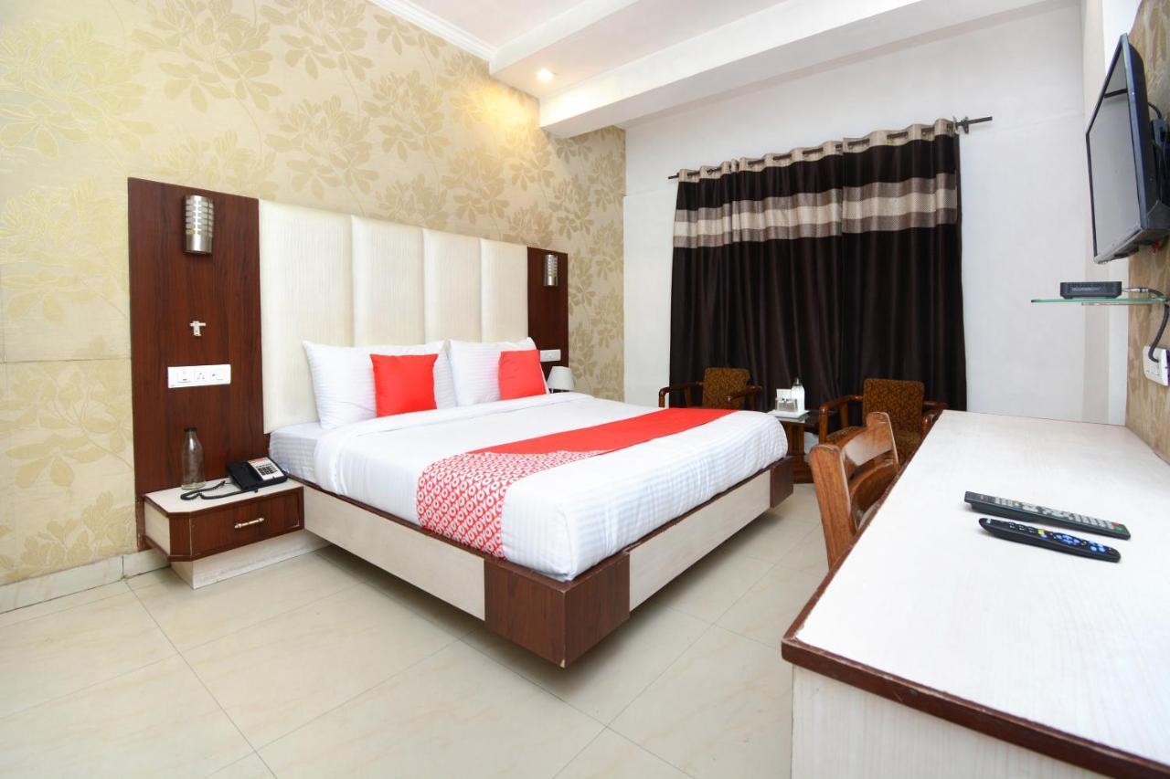 Hotel Ricky International Amritsar Bagian luar foto