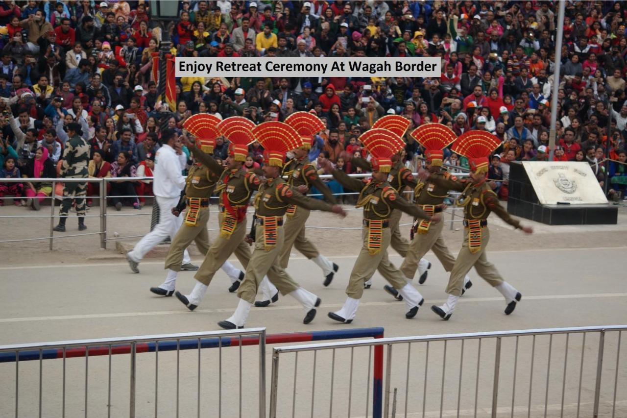 Hotel Ricky International Amritsar Bagian luar foto