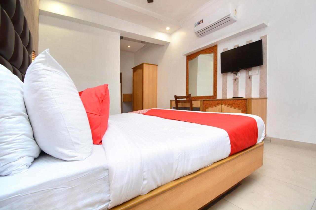 Hotel Ricky International Amritsar Bagian luar foto