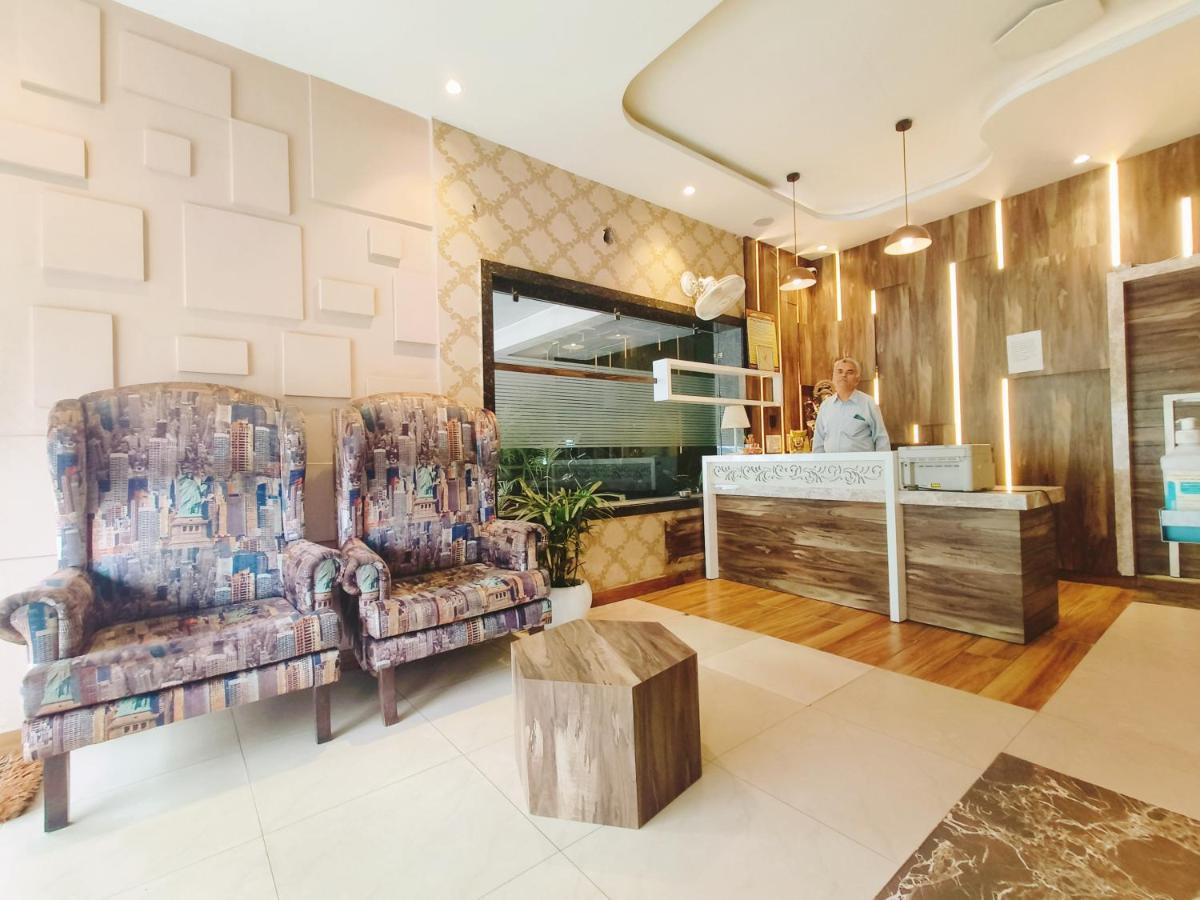 Hotel Ricky International Amritsar Bagian luar foto