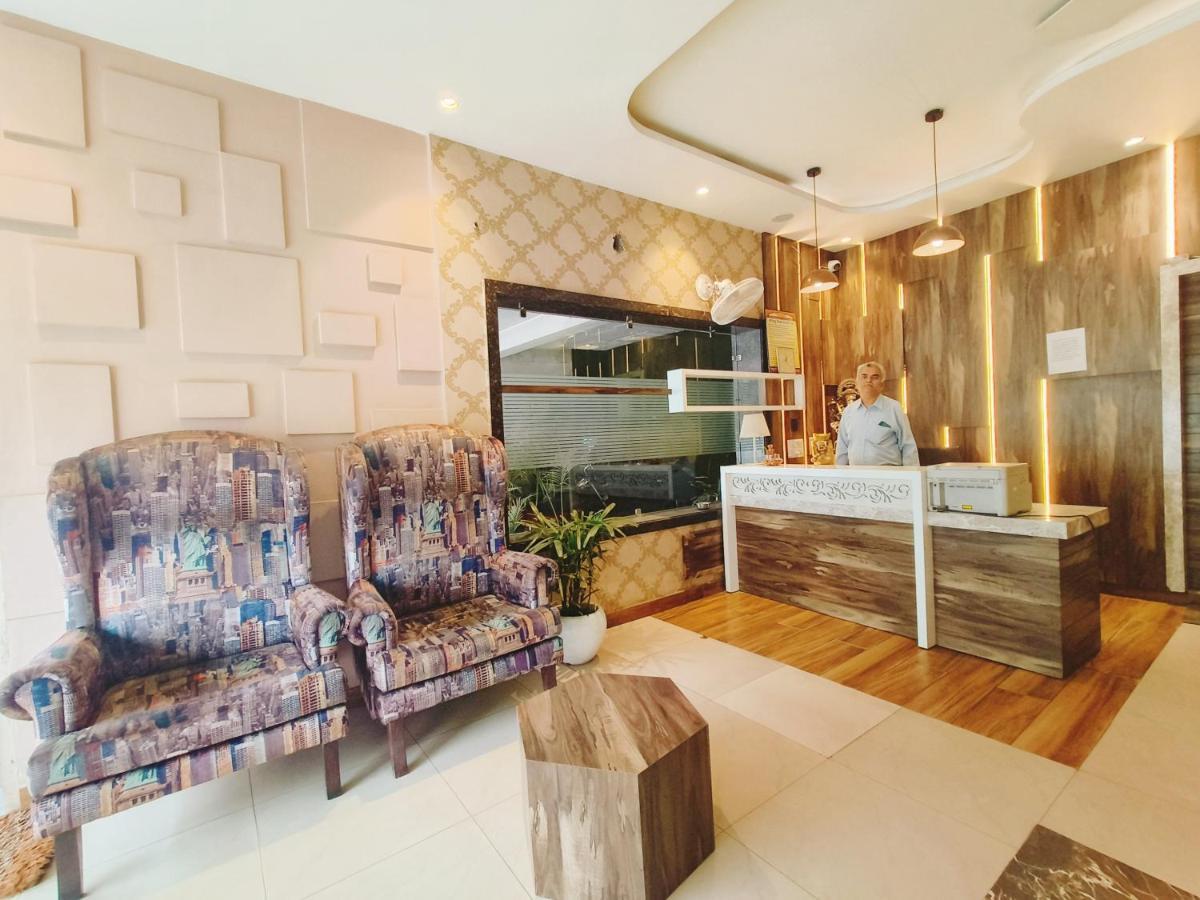 Hotel Ricky International Amritsar Bagian luar foto