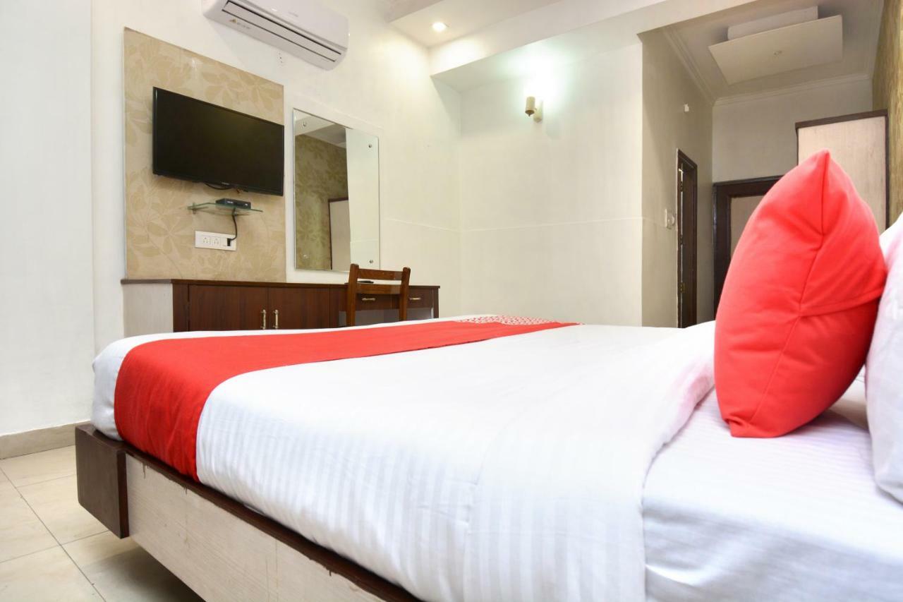 Hotel Ricky International Amritsar Bagian luar foto