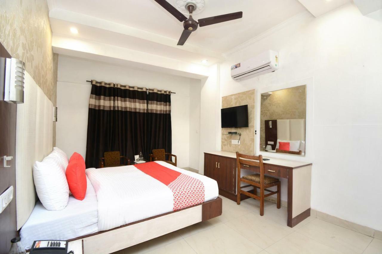 Hotel Ricky International Amritsar Bagian luar foto